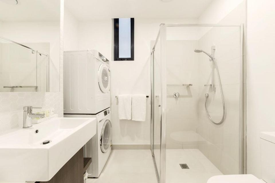 Whitehorse Apartments Hotel Бокс-Хилл Экстерьер фото
